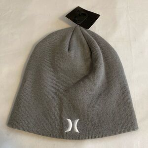 🎀 5/$20 🎀 NWT Hurley Icon Staples Knit Beanie Hat Grey